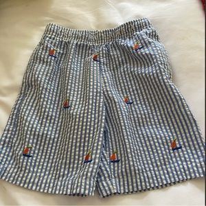 Kelly’s Kids Boys Sailboat Embroidered Seersucker Shorts size 3/4